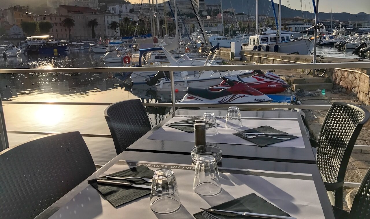 La Terrasse su Port à Ajaccio