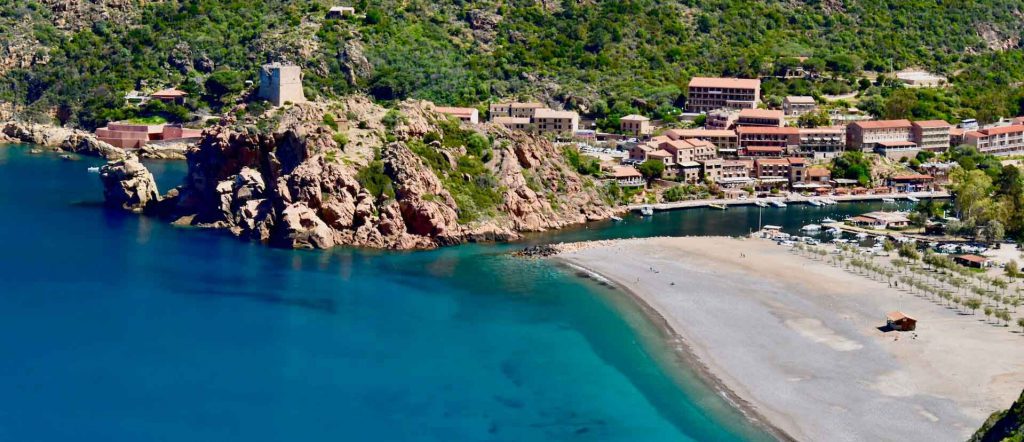 Entre Calvi et Ajaccio, Porto