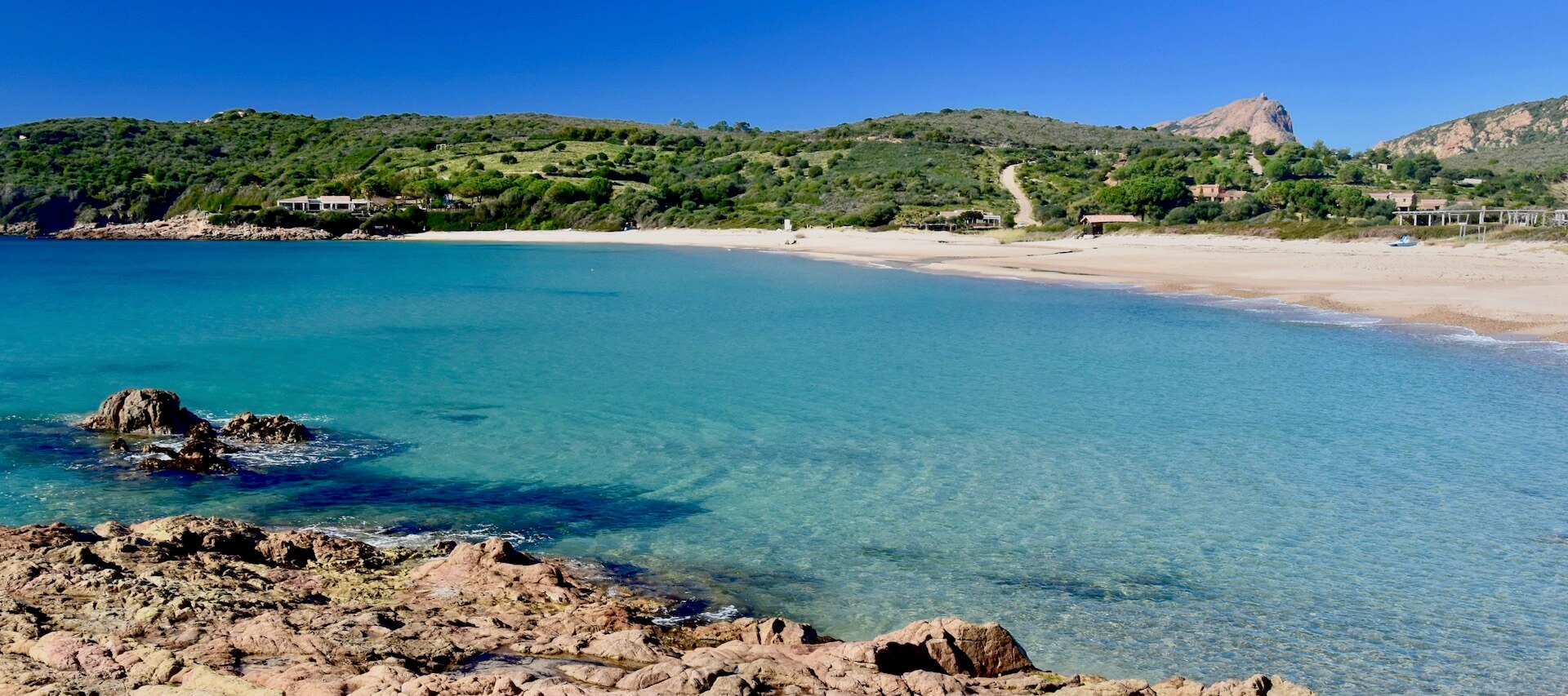 La plage d'Arone en Corse