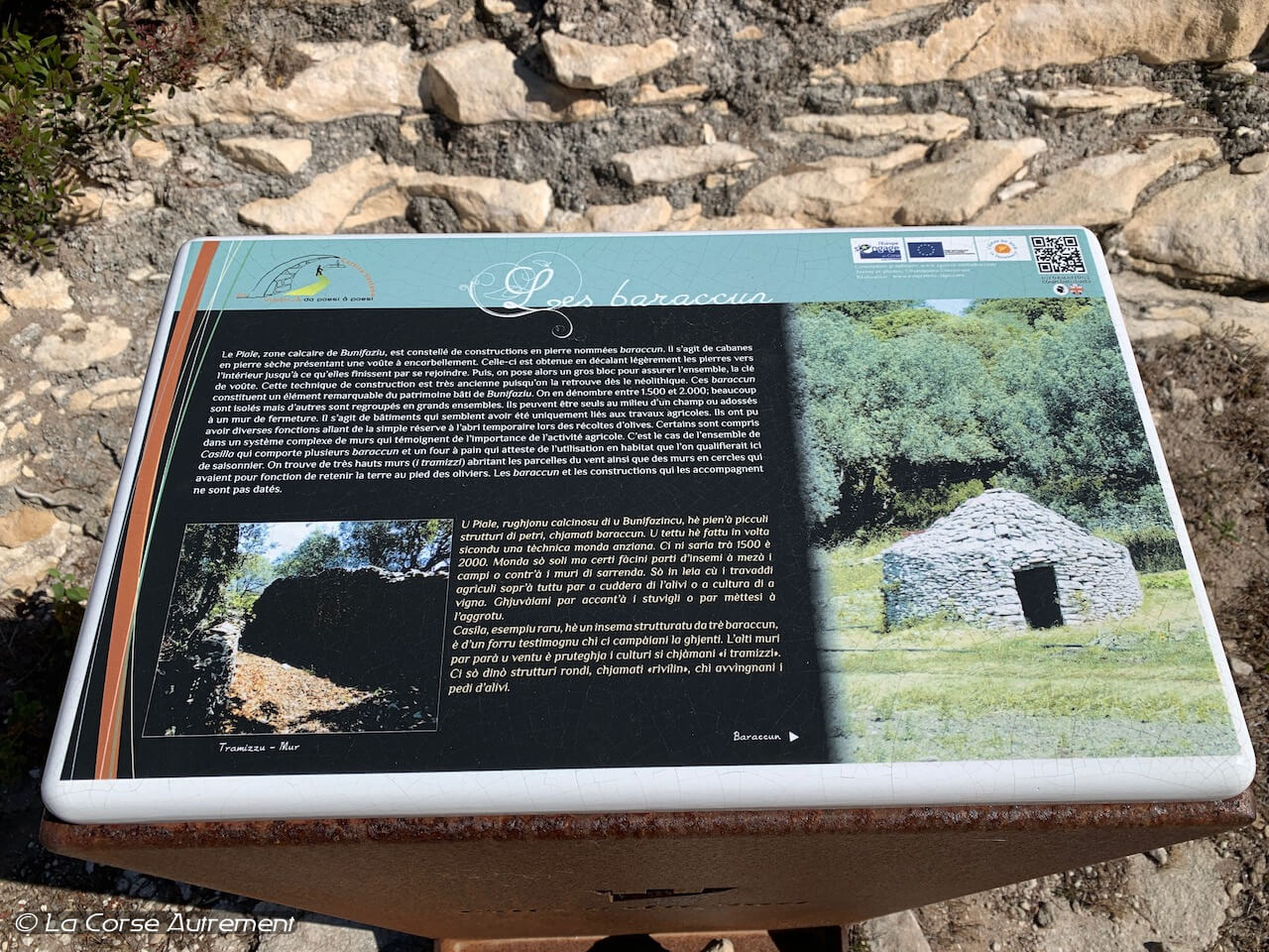 Sentier de Bonifacio : A Strada Vecia, Phare de la Madonetta