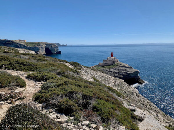 Sentier de Bonifacio : A Strada Vecia, Phare de la Madonetta