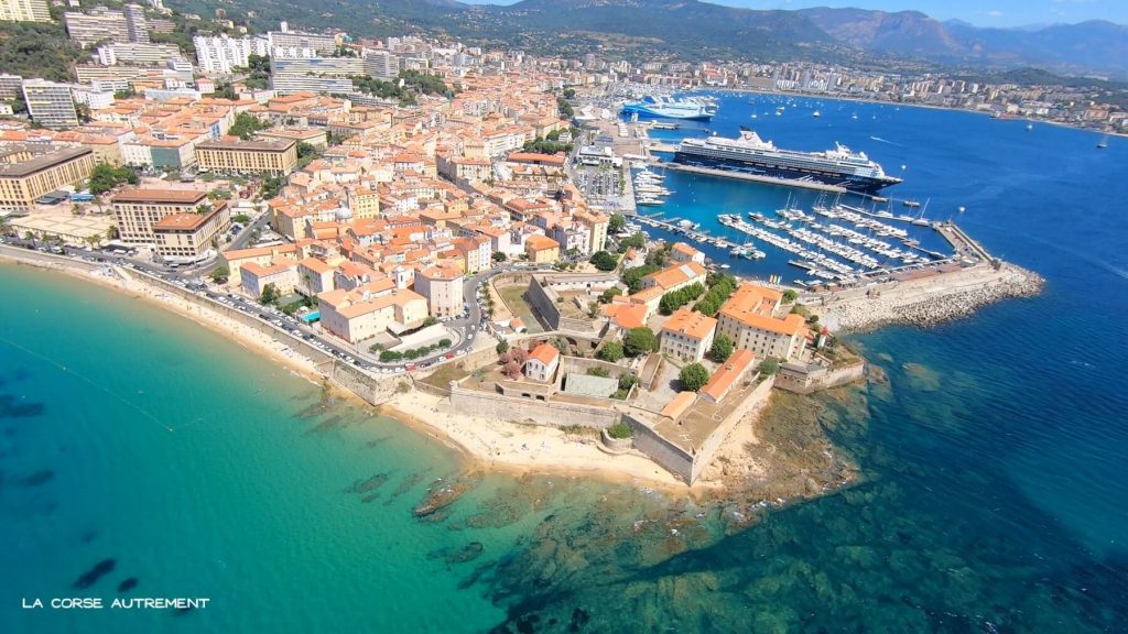 La ville d'Ajaccio en Corse