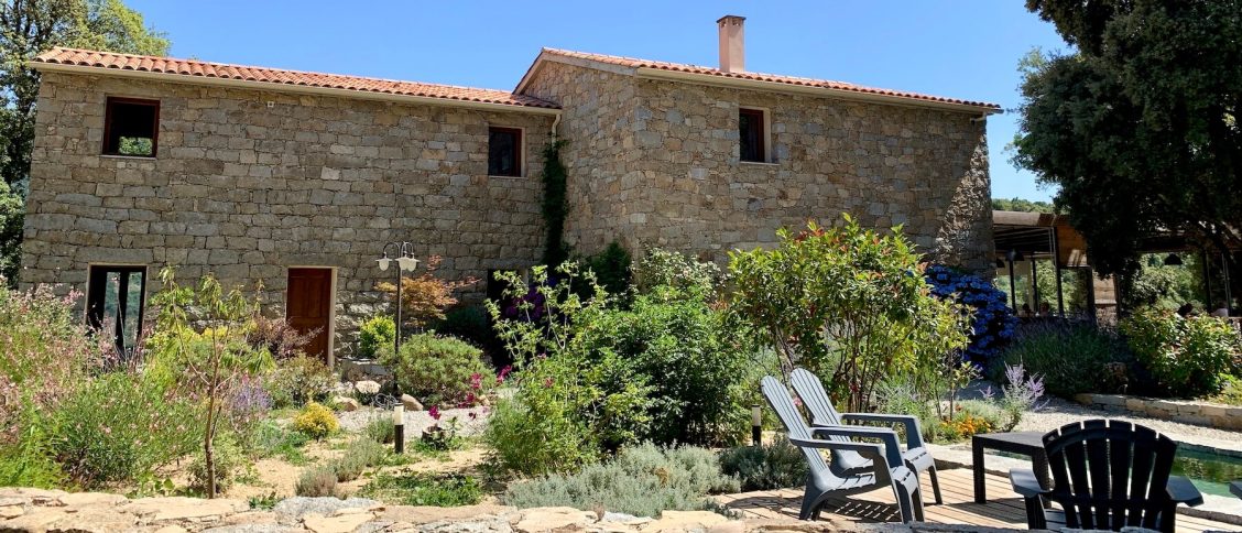 Maison d'Hôtes & restaurant Zella à Guitera-les-Bains.