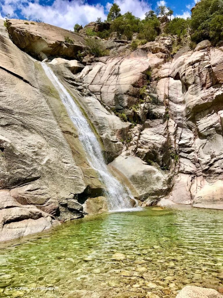 Purcaraccia Corse  des cascades couper souffle