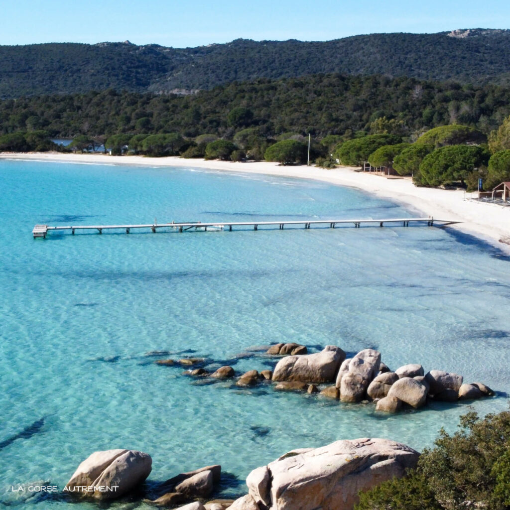 La baie de Santa Giulia en Corse