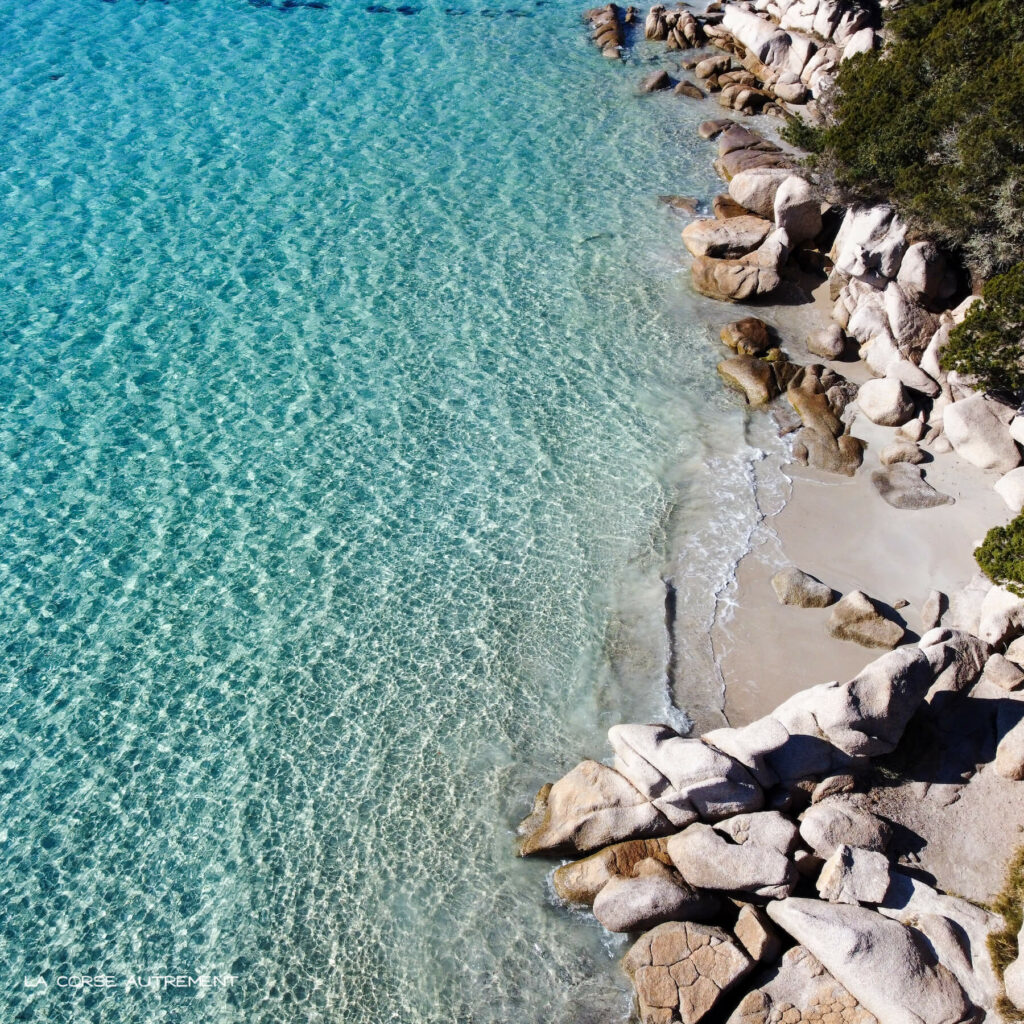 La baie de Santa Giulia en Corse