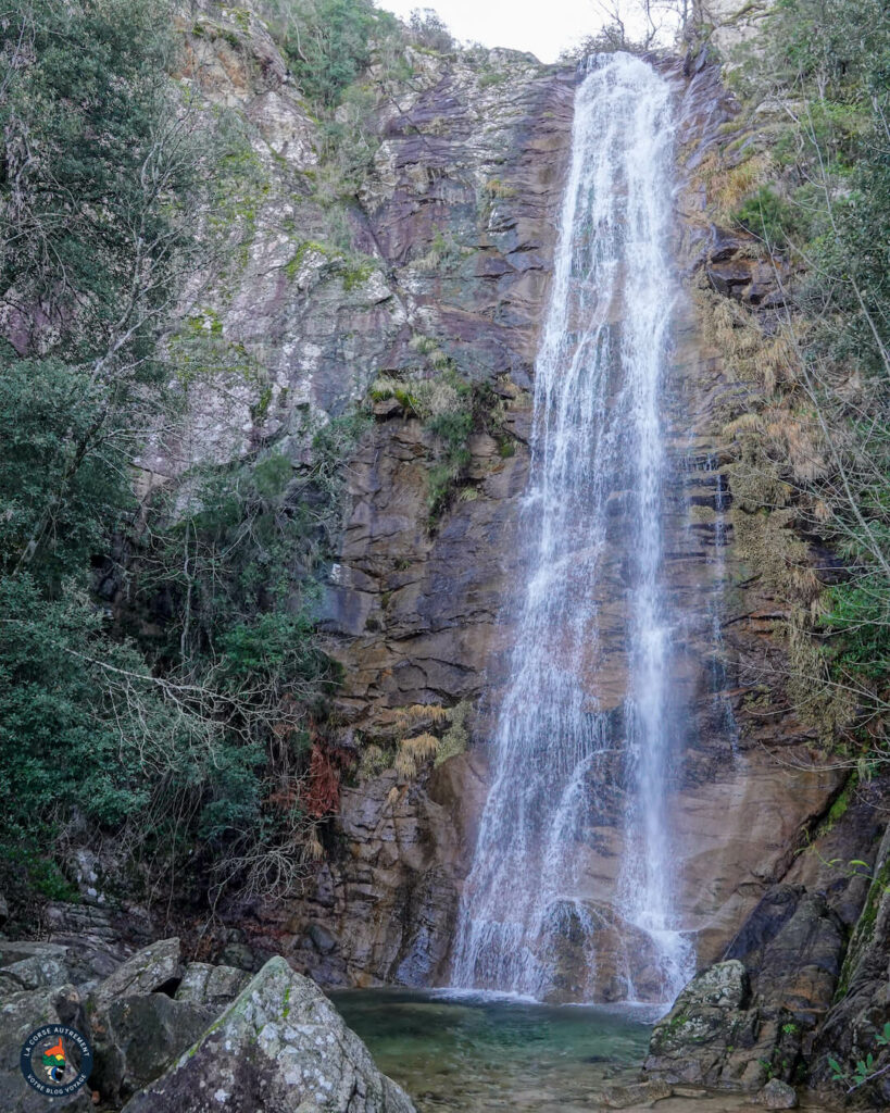 La cascade de Carnevale ou de Sant’Alberto ou Piscia di Carnavalli. La boucle des gorges du Prunelli.