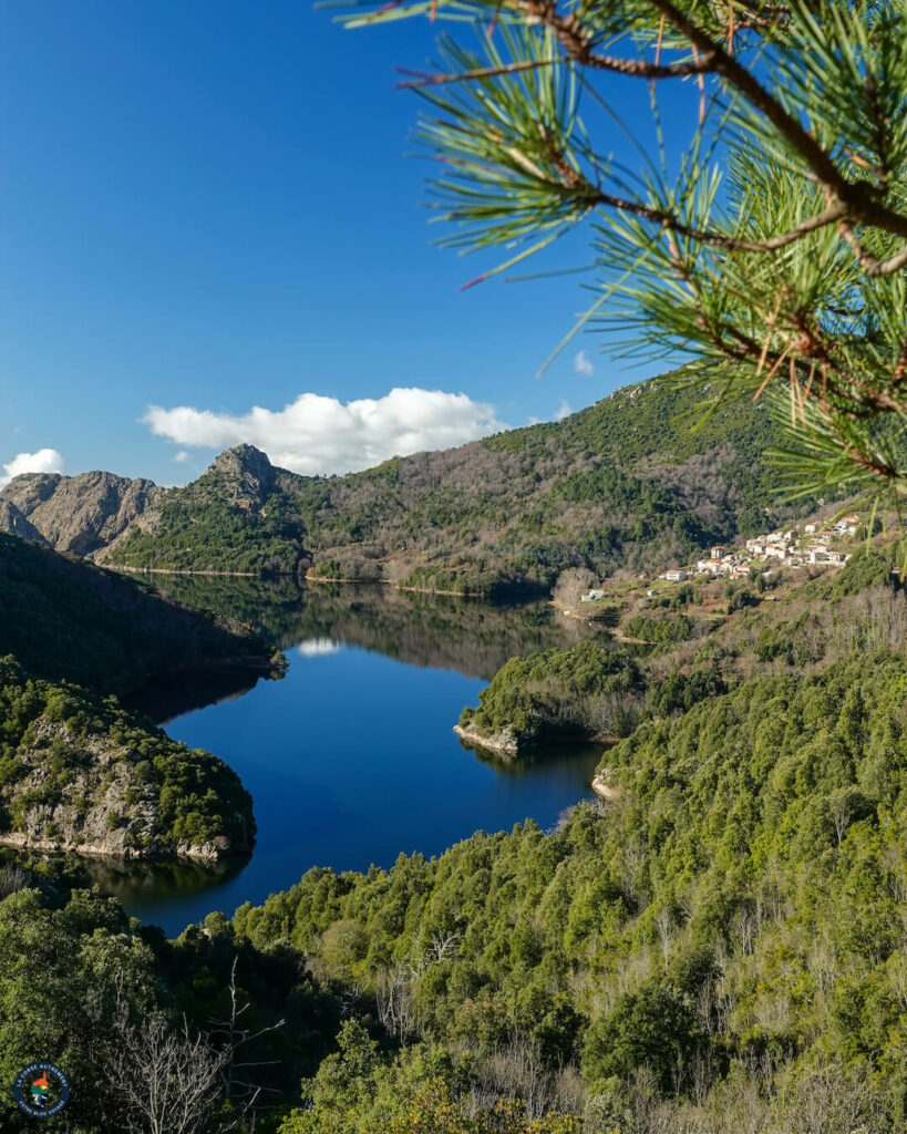 Le lac de Tolla