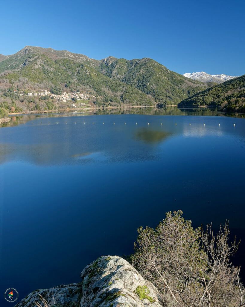 Le lac de Tolla