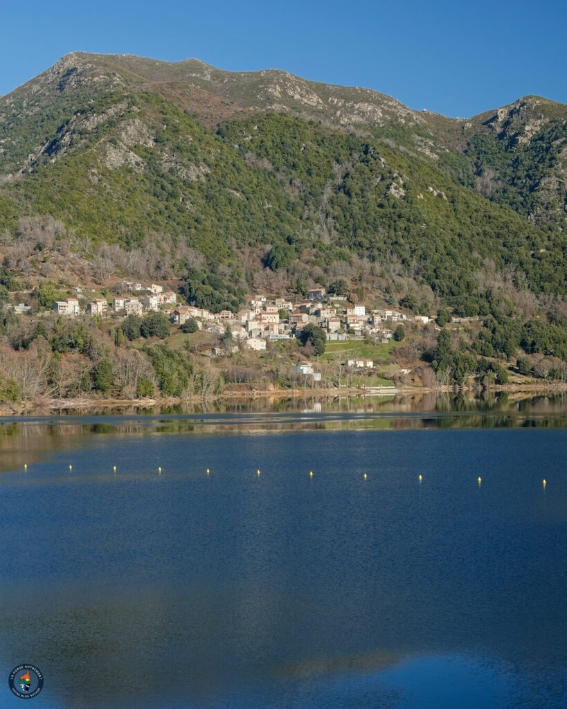 Le lac de Tolla