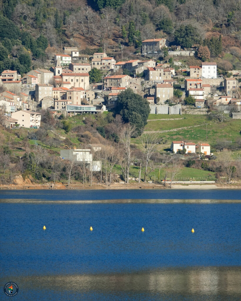 Le lac de Tolla