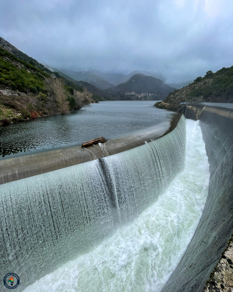 Le barrage de Tolla