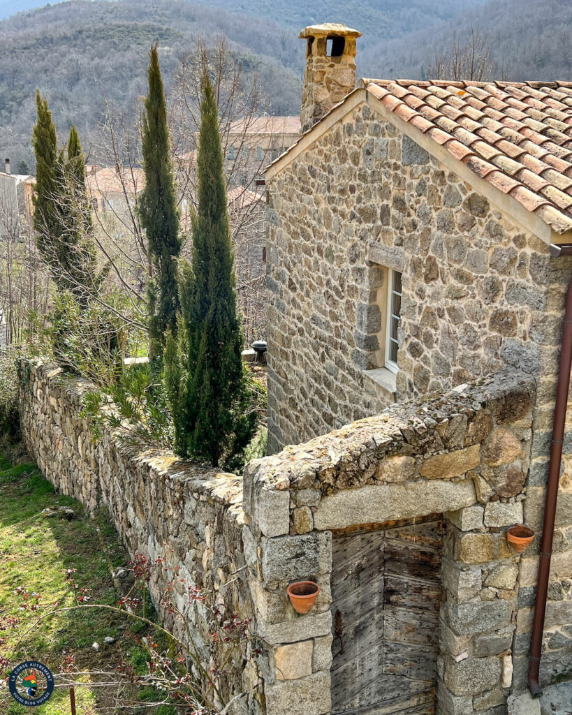 Le village de Bastelica en Corse