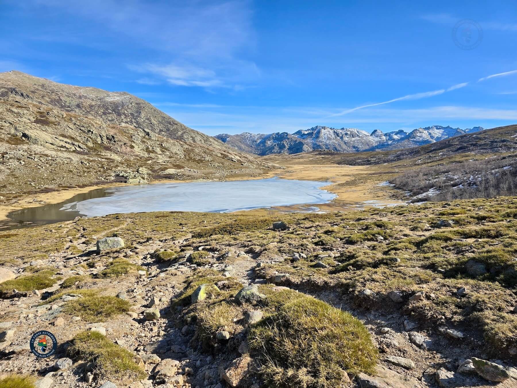 Le lac de Nino, en hiver