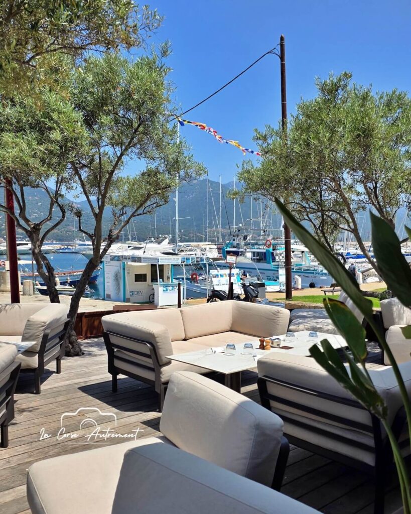 Riva Bella bar, restaurant à Propriano