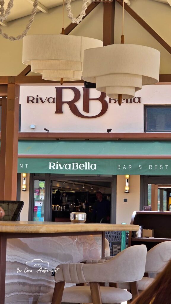 Riva Bella bar, restaurant à Propriano