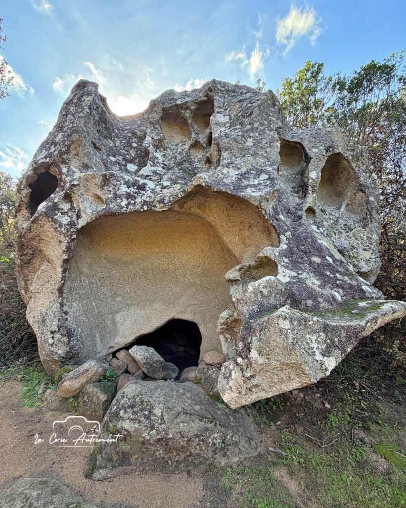 Le Sentier du Patrimoine de Monacia d'Aullène