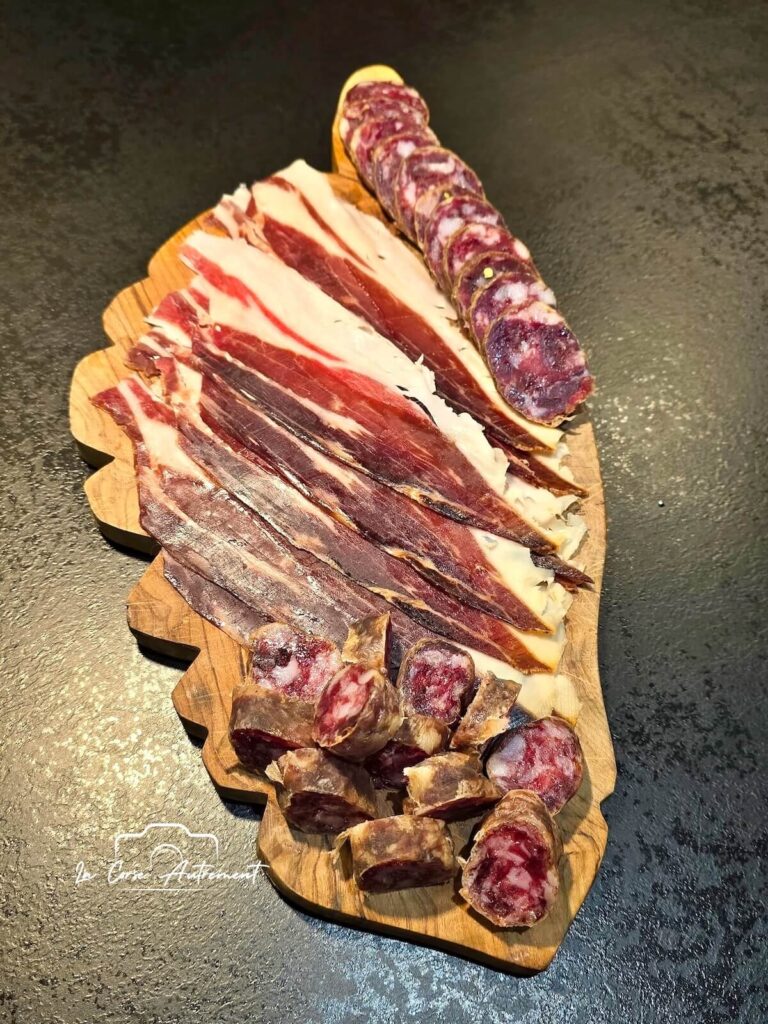 U Porcu Neru, Ucciani