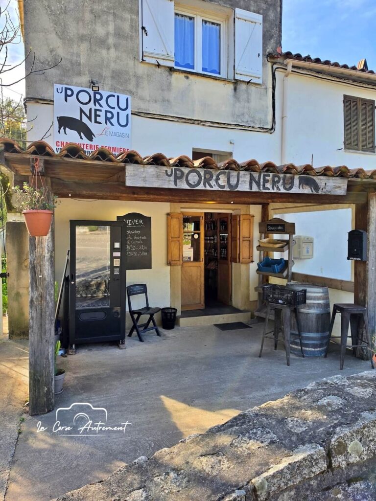 U Porcu Neru, Ucciani