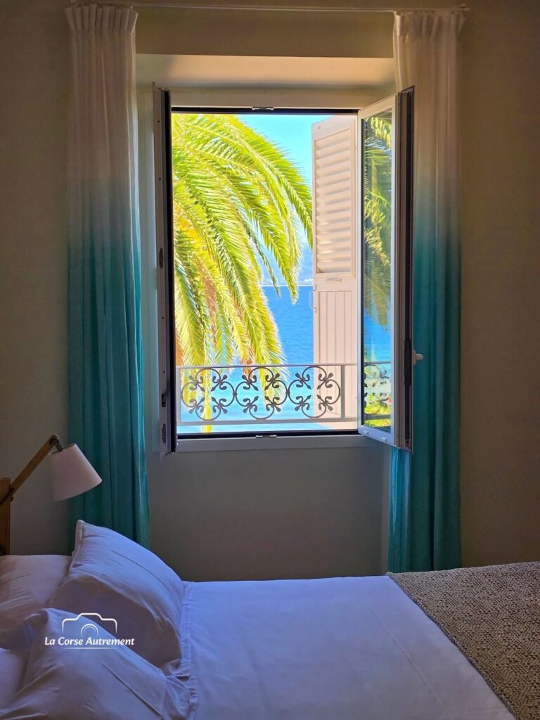 Villa pieds dans l'eau A Piaghja à Ajaccio